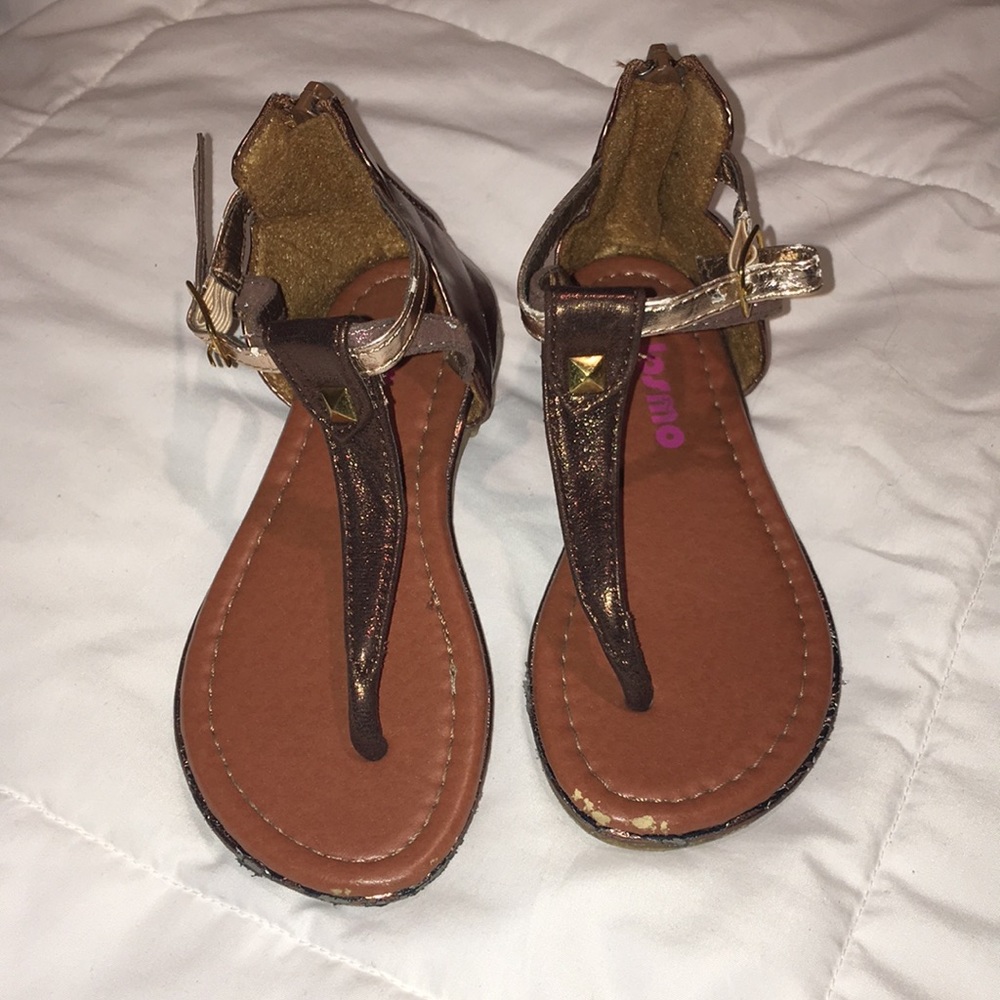 Girls sandals size 8